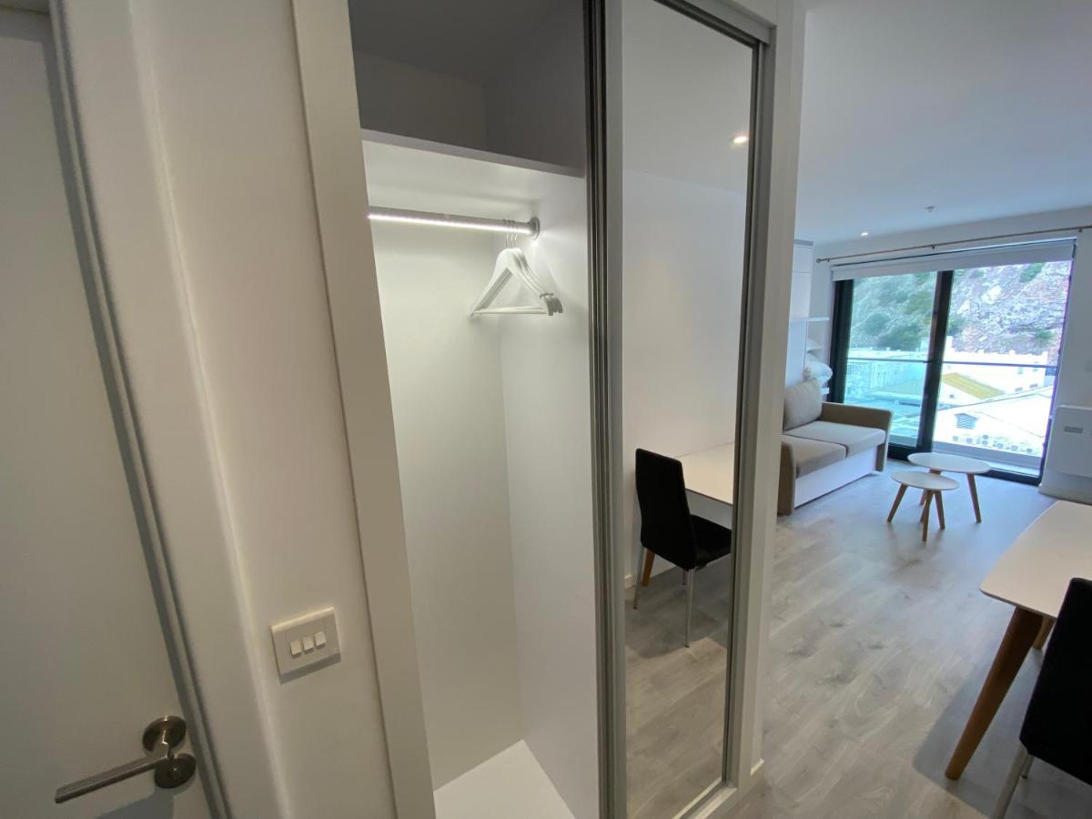 Modern Studio Apartment At The Hub Gibraltar Exterior photo