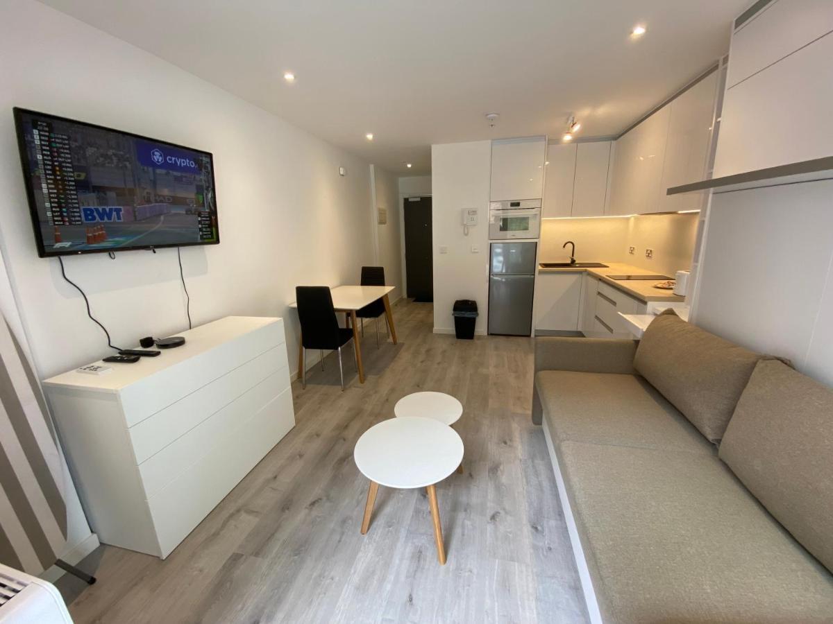 Modern Studio Apartment At The Hub Gibraltar Exterior photo