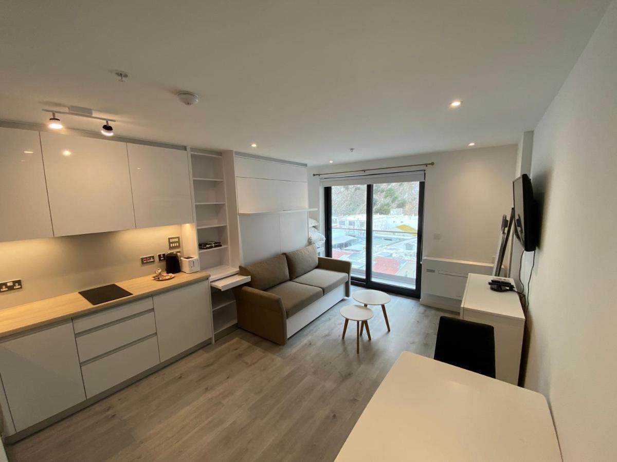 Modern Studio Apartment At The Hub Gibraltar Exterior photo